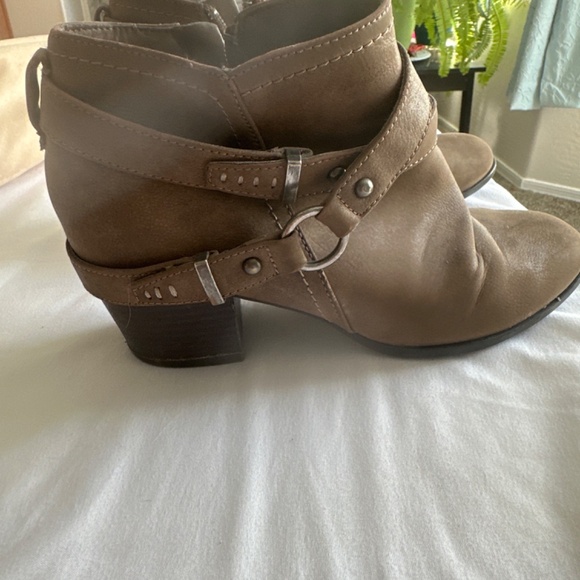 Booties - Picture 2 of 3